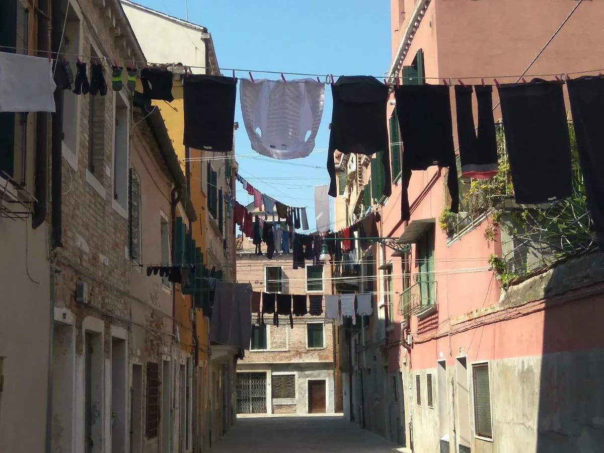 Susy Biennale Apartment - Canal View&Garden Venise