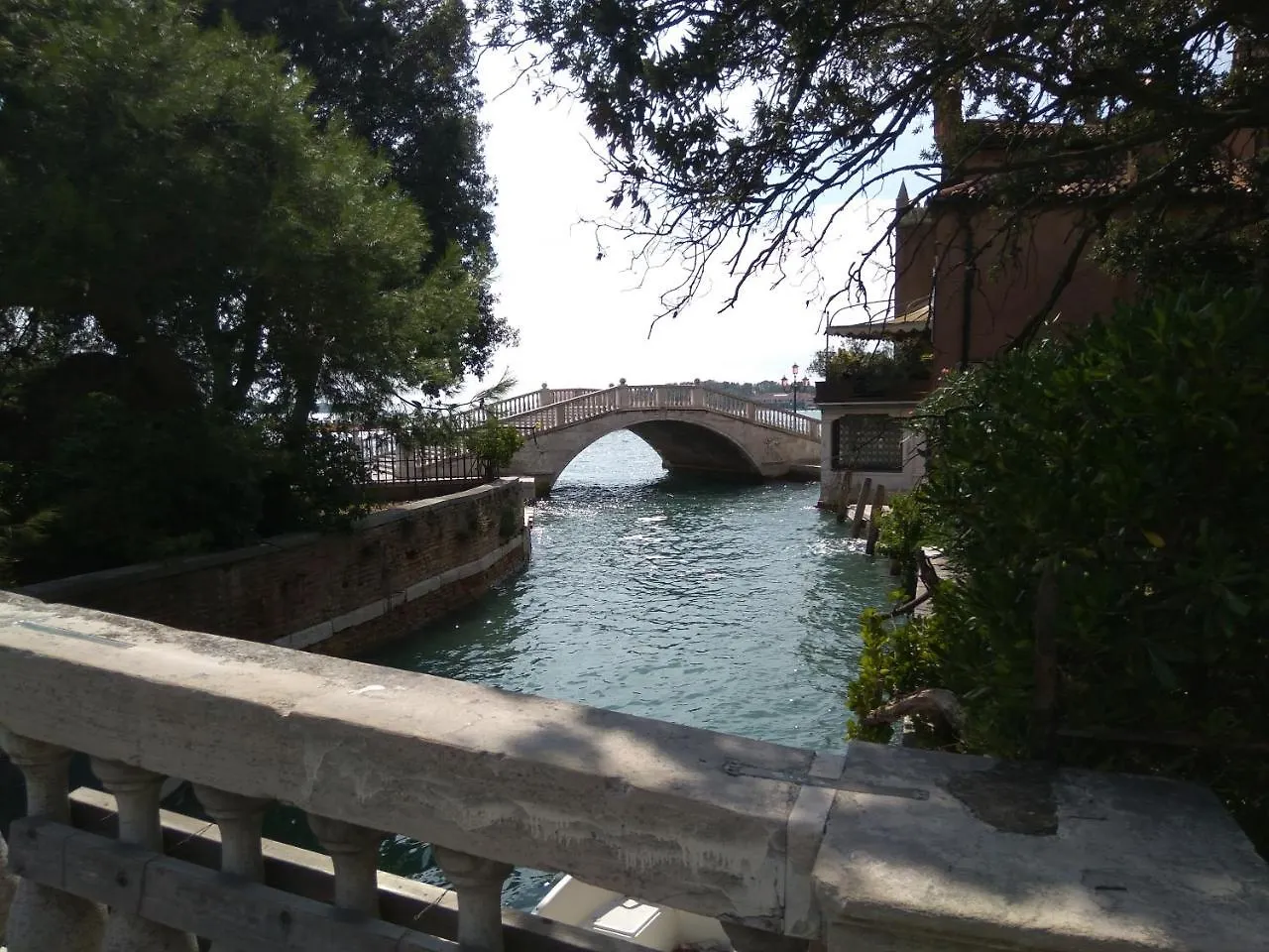 Susy Biennale Apartment - Canal View And Garden Venice